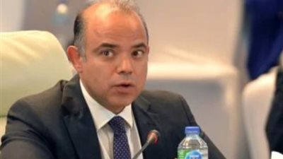 وزير الاستثمار يوجه باستمرار عمل منظومة الإفراج الجمركي خلال عطلة عيد الفطر