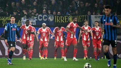 في احتفالية التتويج بلقب الدوري الألماني، بايرن ميونخ يكتسح كولن بخماسية