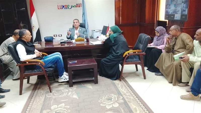 أثناء الاجتماع 