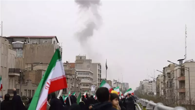 إيران