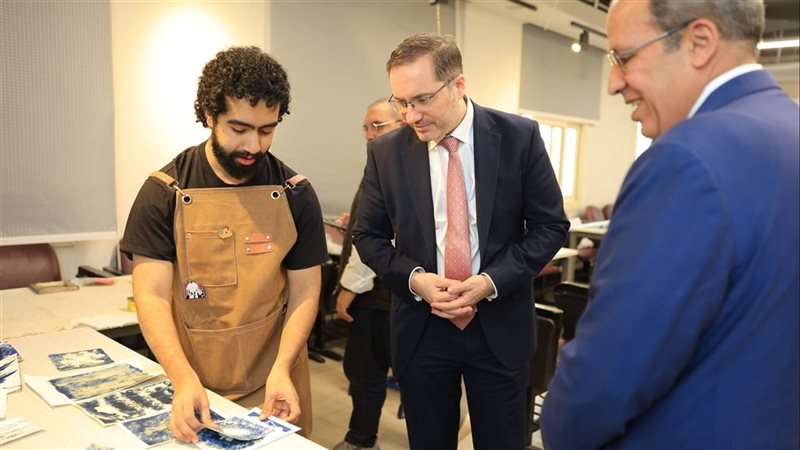 السفير البريطاني