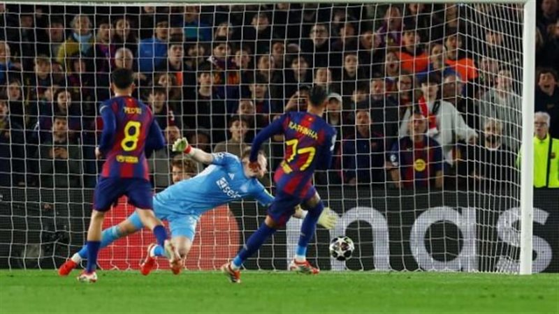 برشلونة يكتسح نيوكاسل