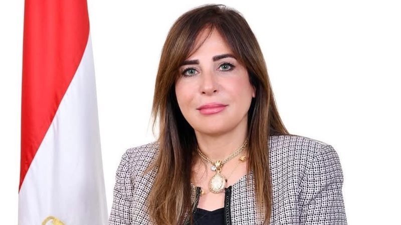 وزيرة الاسكان