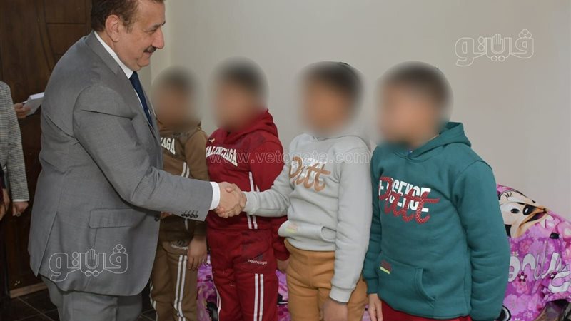 محافظ بورسعيد يقدم