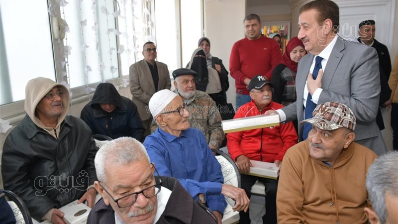 محافظة بورسعيد يزور