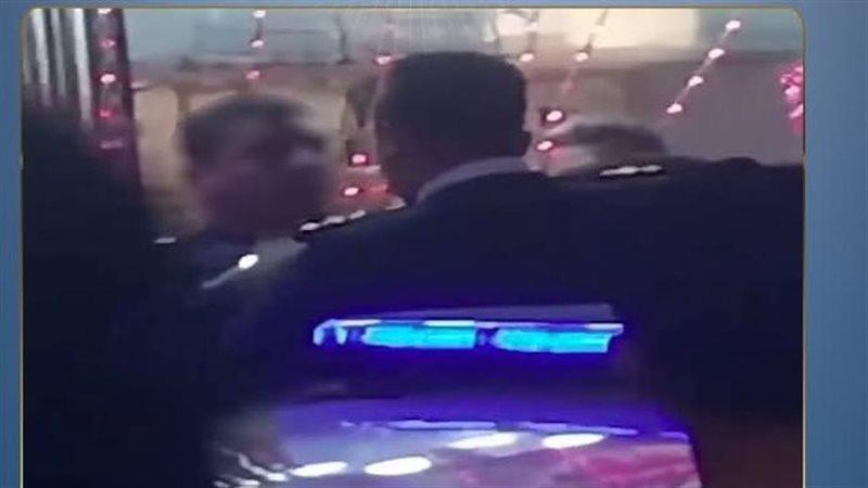 إيقاف ضابط عن العمل
