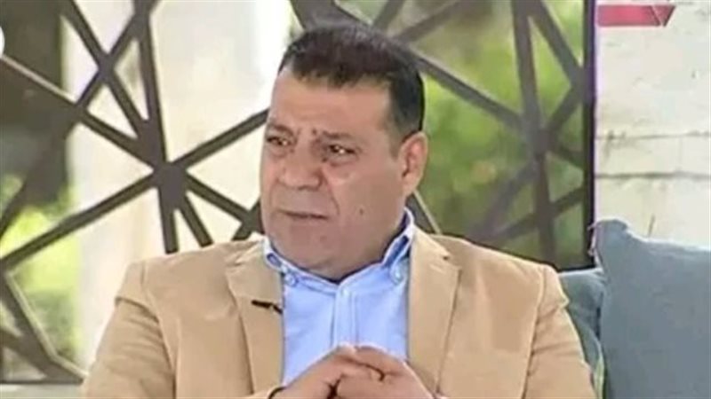 الكاتب الصحفي عصام