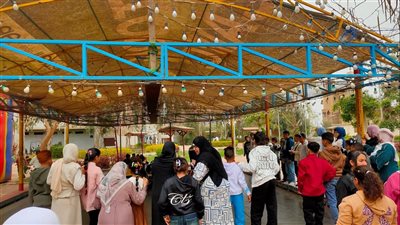 إقبال الأطفال على الملاهي الشعبية للاحتفال بثاني أيام عيد الفطر بالقليوبية   