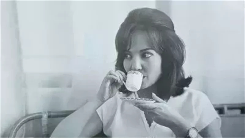 شادية، فيتو 