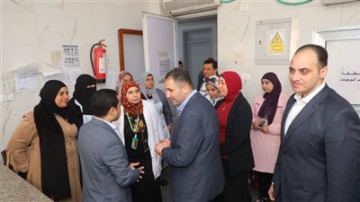​محافظ دمياط يختتم جولته بالروضة بتفقد المستشفى المركزي