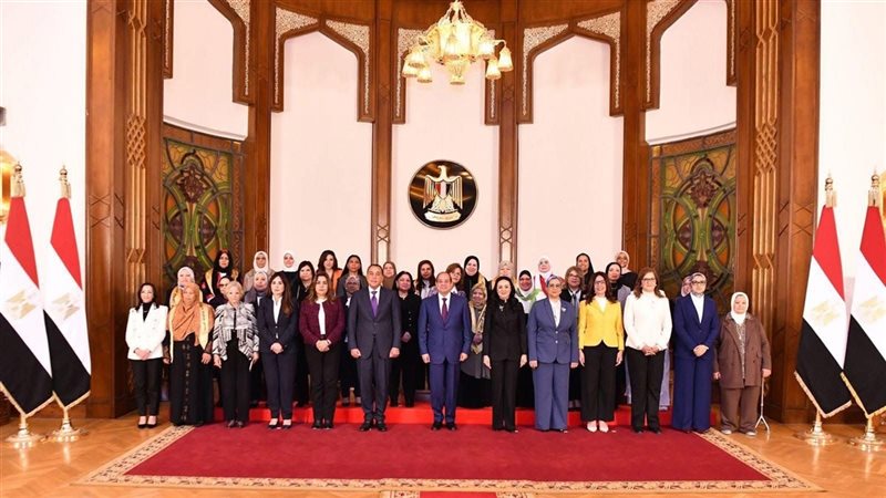 وزيرة الثقافة تشارك