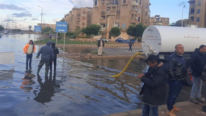 سيارات كسح المياه