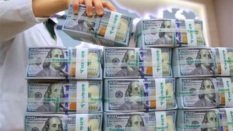 ضبط معاملات بـ9 ملايين