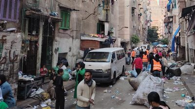 محافظ الإسكندرية: حملات مكثفة بأحياء وسط والمنتزه أول للقضاء على بؤر النباشين