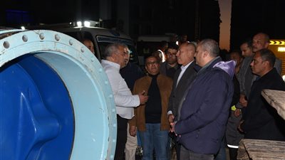 رئيس القابضة للمياه ومحافظ القاهرة يتابعان تنفيذ خط 1400 بزهراء المعادي لتعزيز كفاءة الشبكات