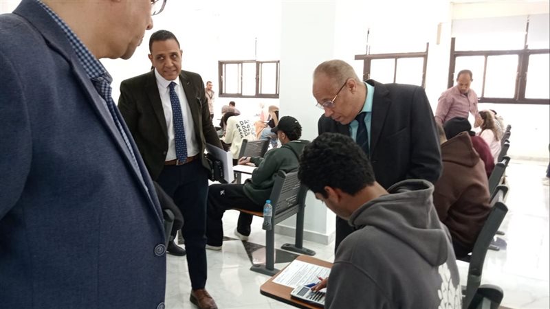  امتحانات الميدتيرم