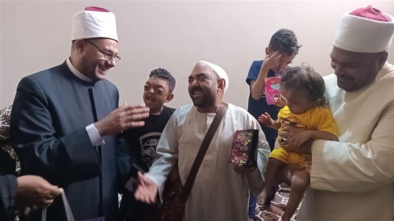 تكريم أحد المواطنين