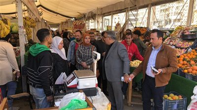 محافظ الدقهلية يشدد على خفض الأسعار في المعرض الدائم