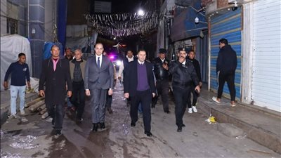  محافظ دمياط يتابع تطبيق قرار غلق المحال وترشيد استهلاك الكهرباء 