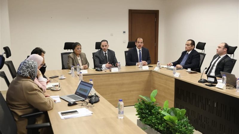 نواب وزير الصحة 