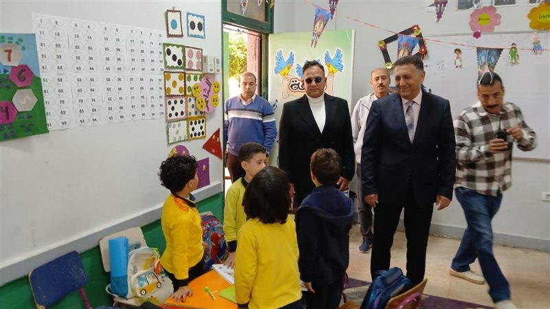 محافظ القليوبية خلال