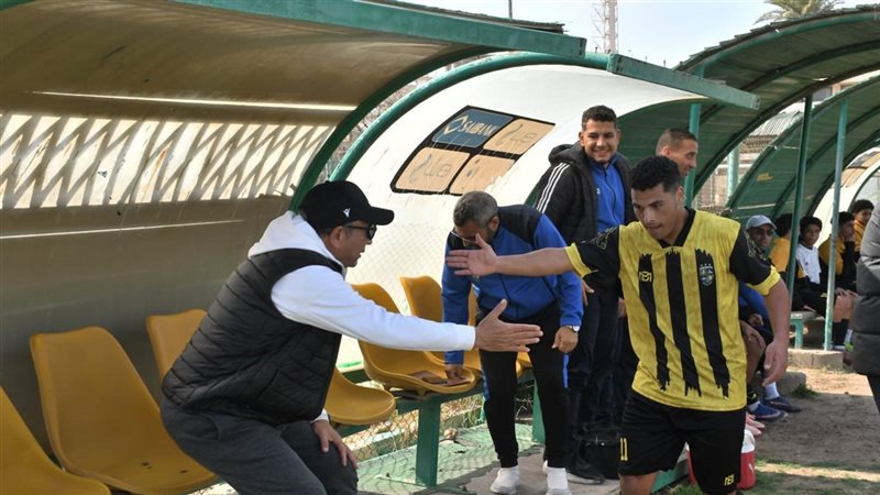 المقاولون 2011، فيتو