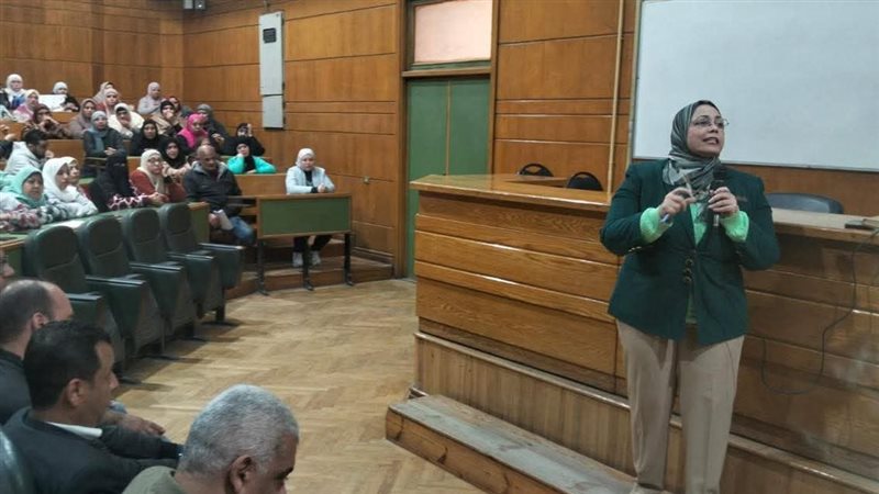 د. لبنى فريد عميد