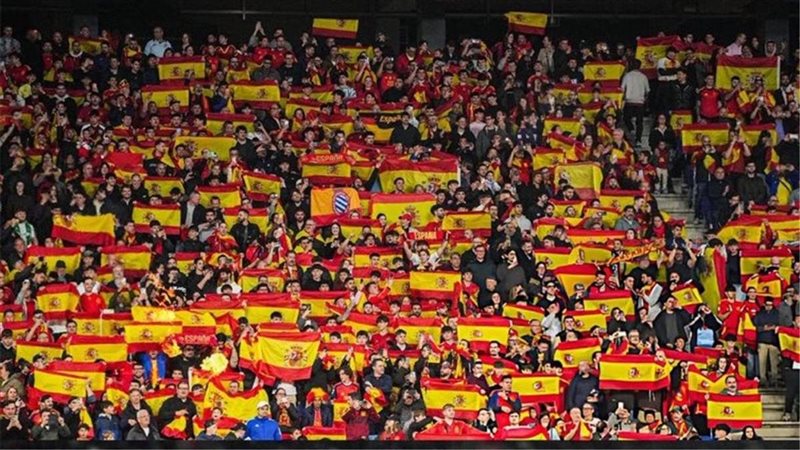 جمهور منتخب إسبانيا
