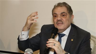 الوفد: استهداف مطار الخرطوم تقف خلفه أطراف إقليمية تسعى إلى تفكيك السودان