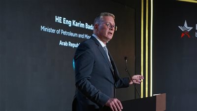 البترول تعلن ضوابط تطبيق العمل عن بُعد يوم الأحد لجميع العاملين بالشركات
