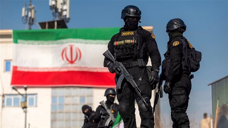 إيران 