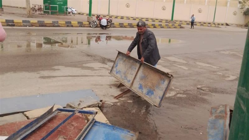 المنيا تزيل 61 لافتة