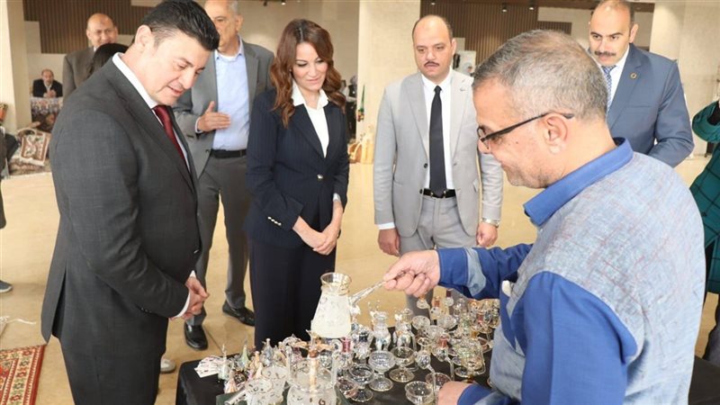 افتتاح معرض الحرف