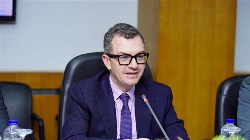 الدكتور أحمد رستم