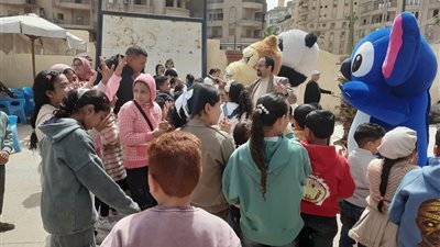 احتفالات يوم اليتيم في البحيرة، كرنفالات ووجبات وعروض للأطفال (فيديو) 