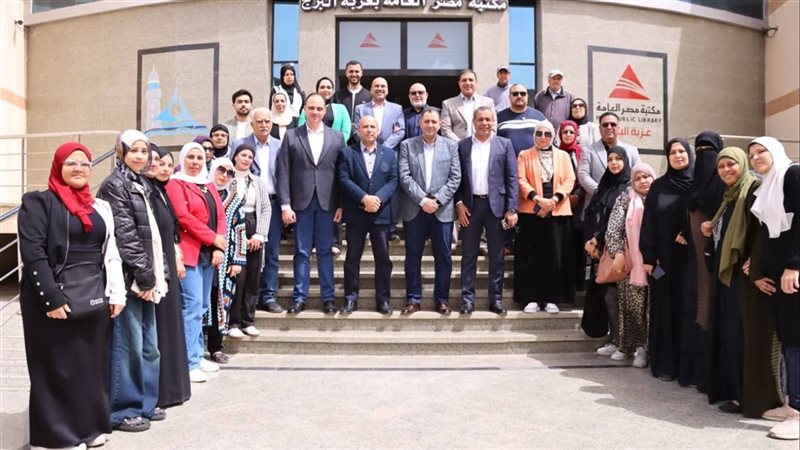 محافظ دمياط في المدينة