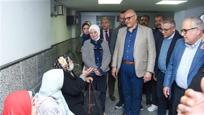 محافظ الإسكندرية يتفقد مستشفيي عبدالناصر وطلبة سبورتنج لمتابعة كفاءة الأجهزة الطبية ومستوى الرعاية