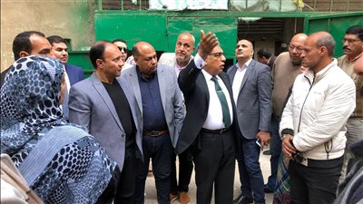 محافظ الدقهلية يتابع الالتزام بالأسعار في الأسواق وأوزان الخبز بالأفران البلدية في المنصورة 