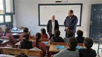 مدير تعليم القاهرة: حضور طلاب الشهادة الإعدادية للمراجعات المجانية فرصة لتحقيق أفضل النتائج