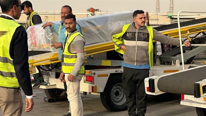 مطار القاهرة 