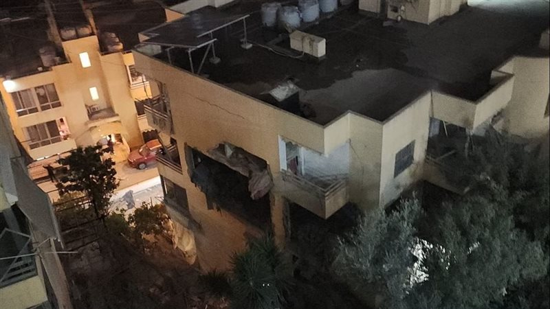 غارة على شقة فى لبنان،
