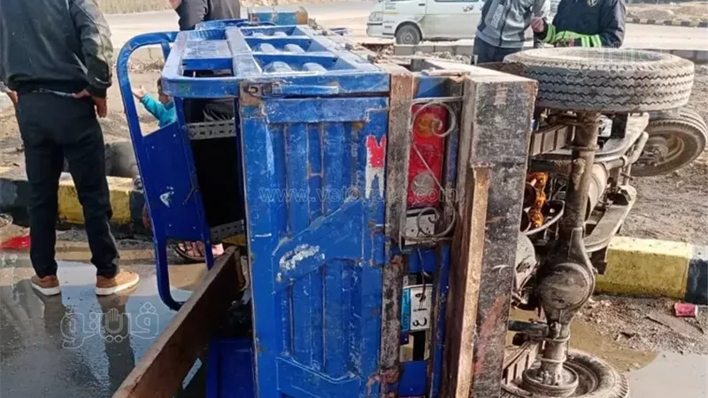 إصابة شابين في انقلاب