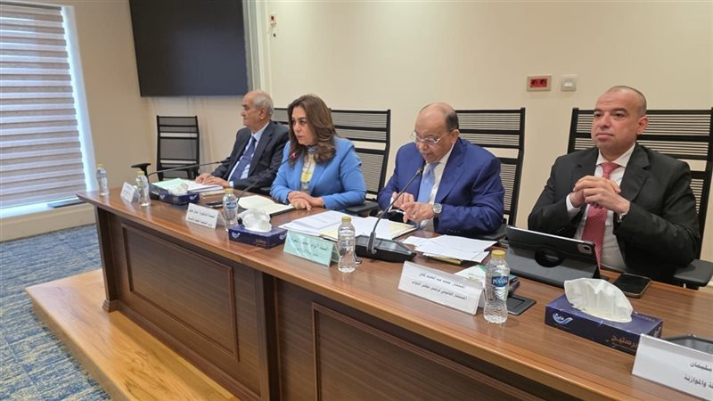 مناقشة مشروع قانون