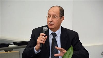 اختيار الدكتور صلاح حجازي مدير المكتبة المركزية بالجامعة الألمانية عضوًا بلجنة الكتاب والنشر بالأعلى للثقافة