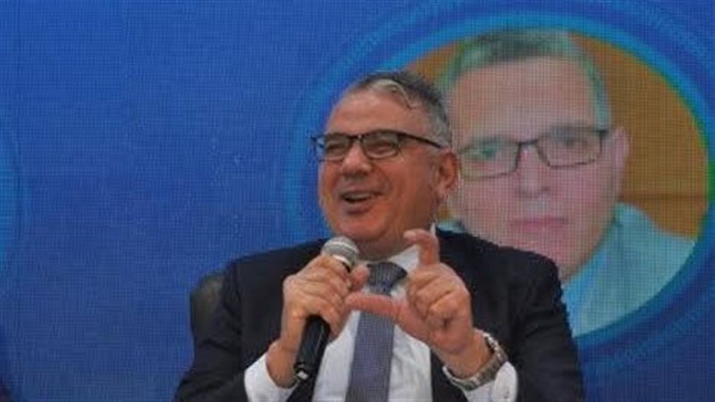 د.فريد الجارحي عميد