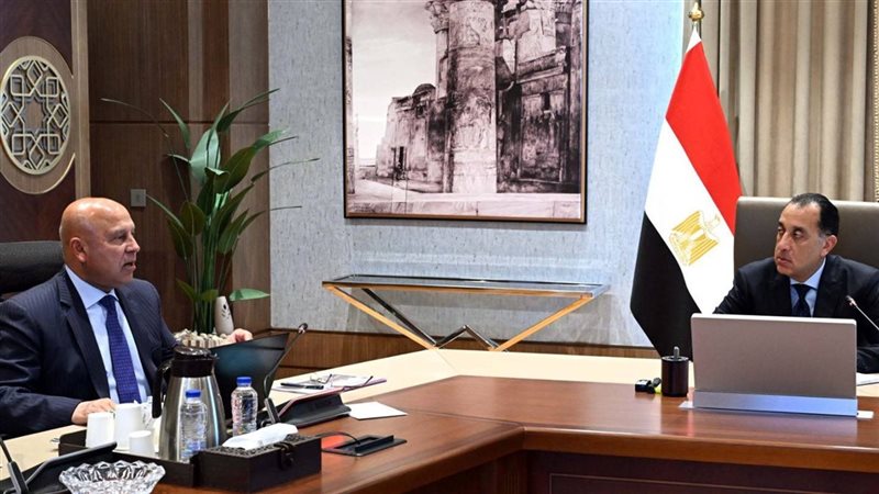 رئيس الوزراء يتابع