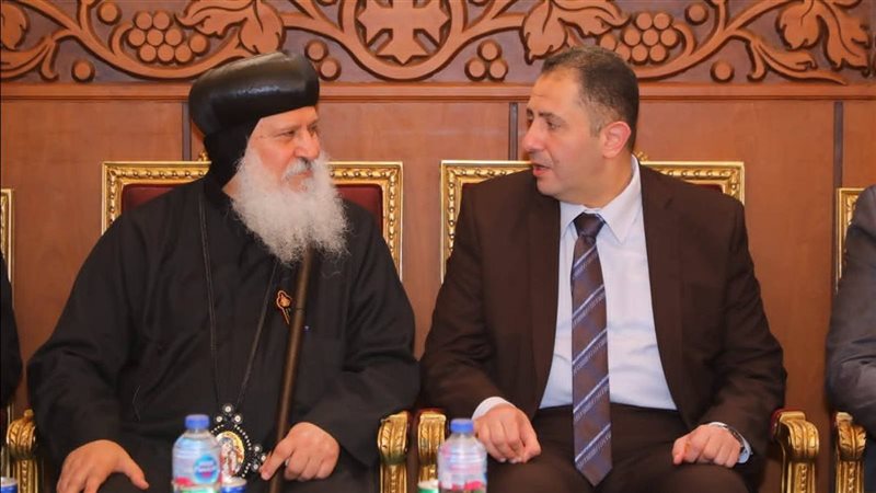 محافظ دمياط يهنئ