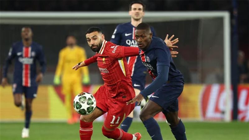 ليفربول وباريس، فيتو
