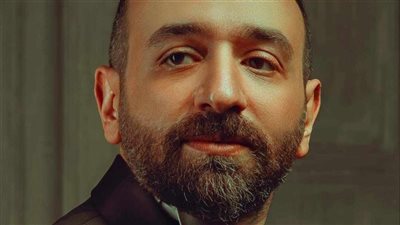 عمرو سلامة يشيد بـ
