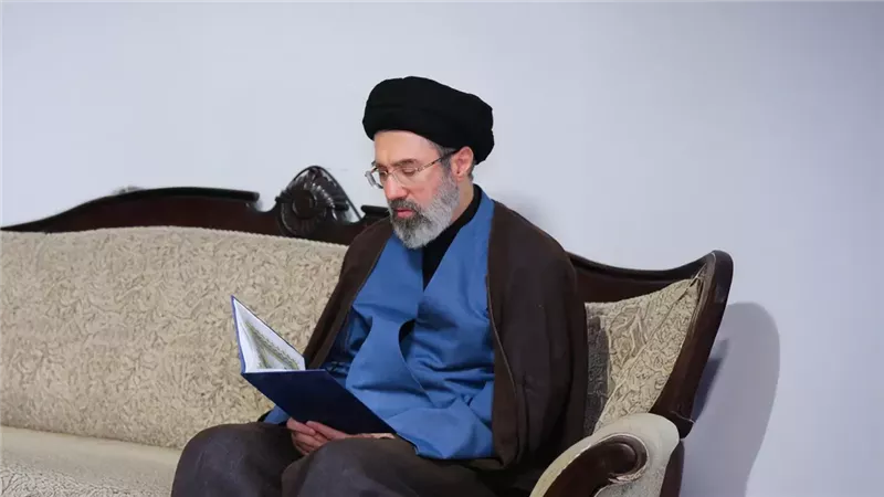 المرشد الإيراني مجتبى